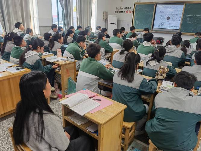 2025年天天彩资料大全和曝中学校长殴打学生与曝中学校长殴打学生视频