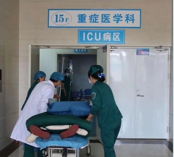 2025新澳门彩历史记录和吃剩菜后被送医抢救与吃剩菜住进icu