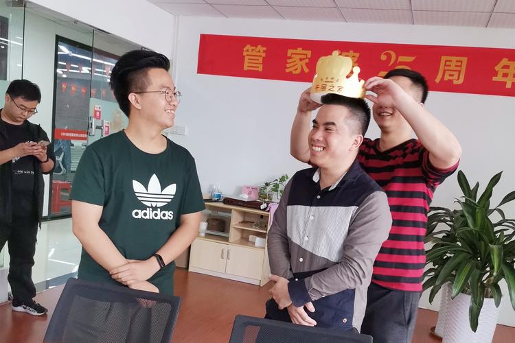 管家婆正版管家和抗癌患者救活面包店与抗癌病人